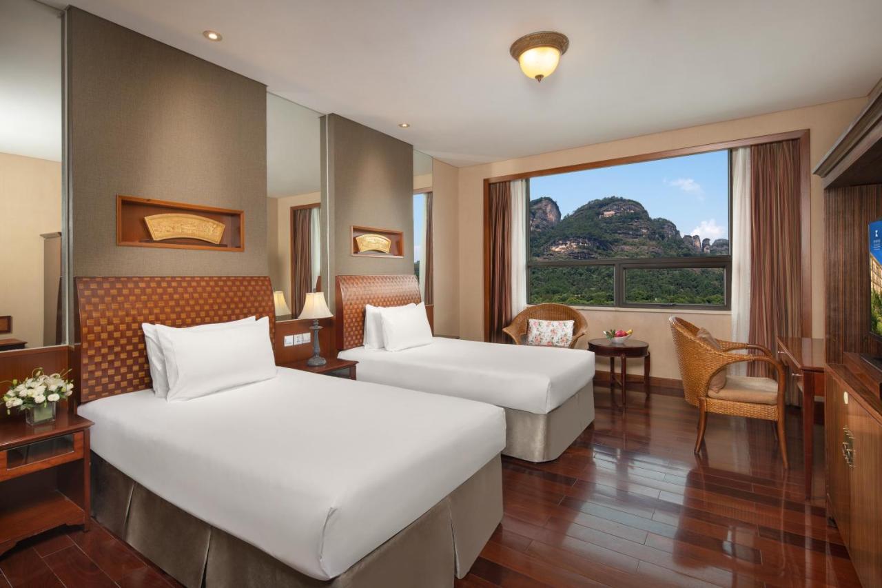 C&D Resort,Wuyi Mountain Вуишан Екстериор снимка